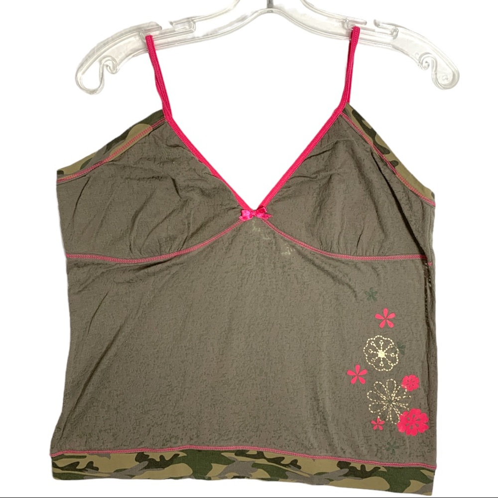 725 Militar Green Top Size L
